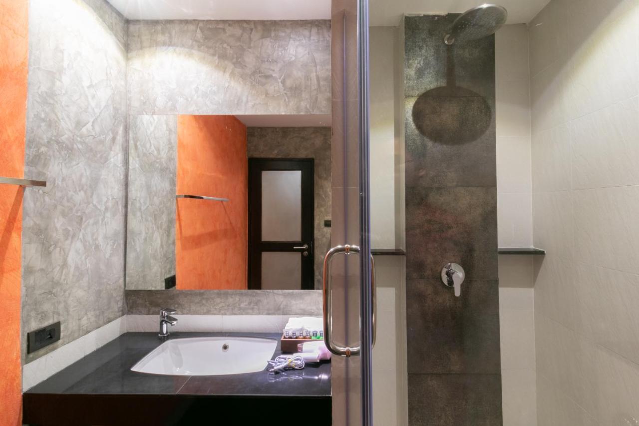 Zleepmotion Bangkok Hostel Екстериор снимка