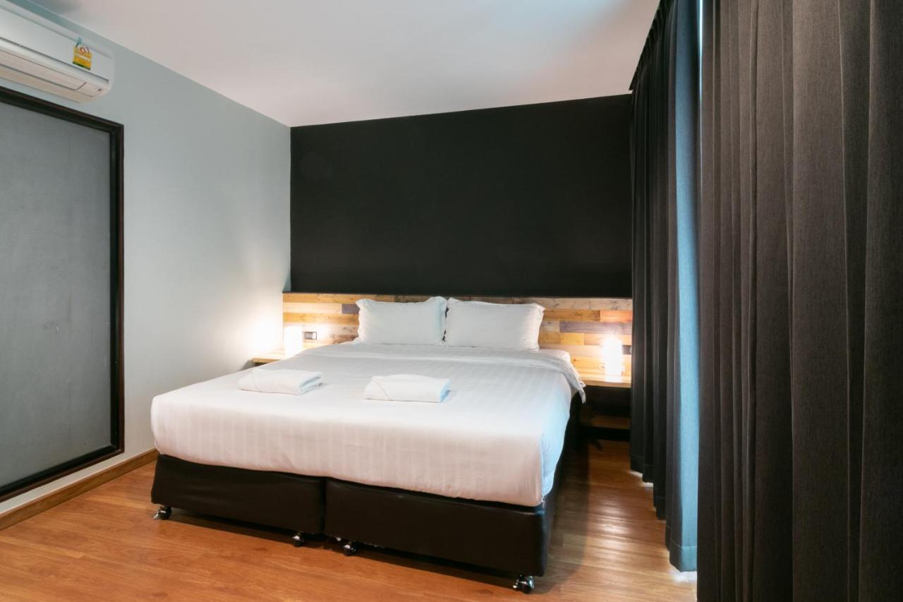 Zleepmotion Bangkok Hostel Екстериор снимка