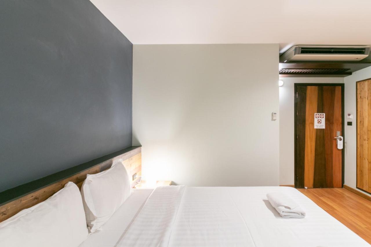 Zleepmotion Bangkok Hostel Екстериор снимка