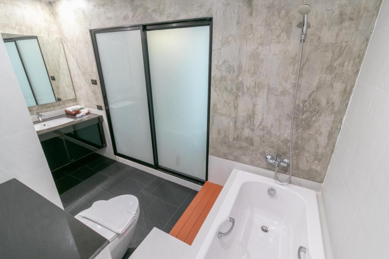 Zleepmotion Bangkok Hostel Екстериор снимка