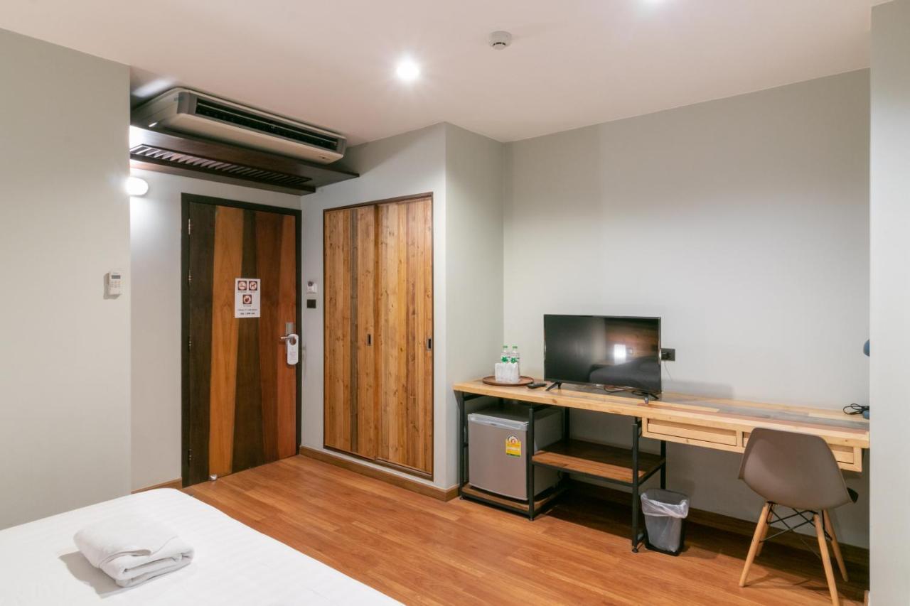 Zleepmotion Bangkok Hostel Екстериор снимка